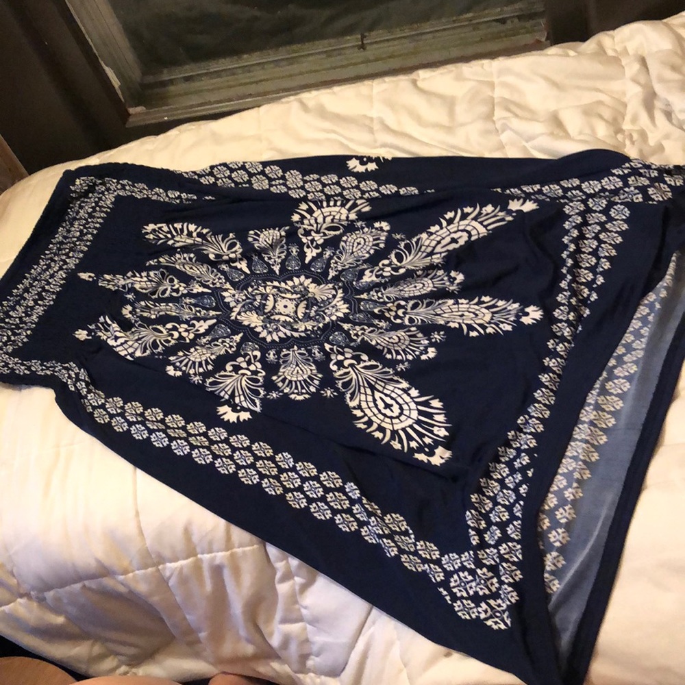 Strapless patterned dress